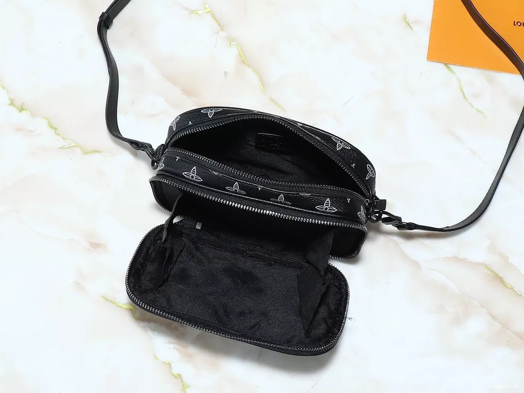 Soft Bags Messenger Unisex Vuitton For Louis 8756 0306